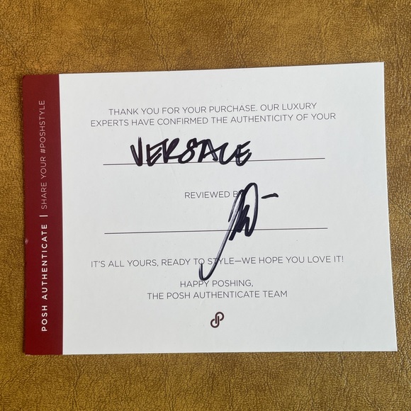 Authentic 𝐕𝐞𝐫𝐬𝐚𝐜𝐞 Tan Camera Crossbody - Picture 8 of 14